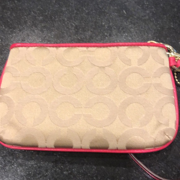 Like new coach wristlet . - Picture 2 of 5
